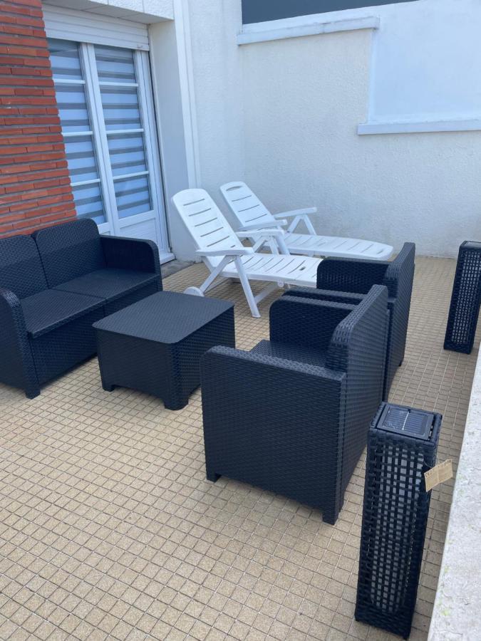 Appart Avec Terrasse Proche Plage - Classe 2 Etoiles Cucq Bagian luar foto